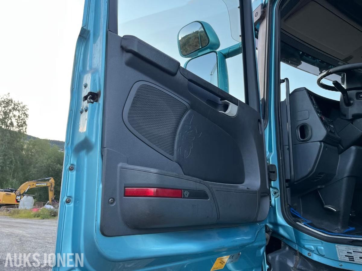 2011 Scania R620 6x4 med Renders tippkjerre