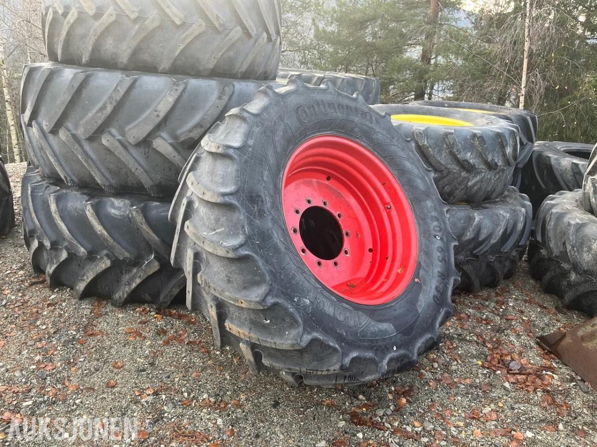 2006 Fendt felger med Continental 650/65R42 og 540/65R30 hjul til 718-828