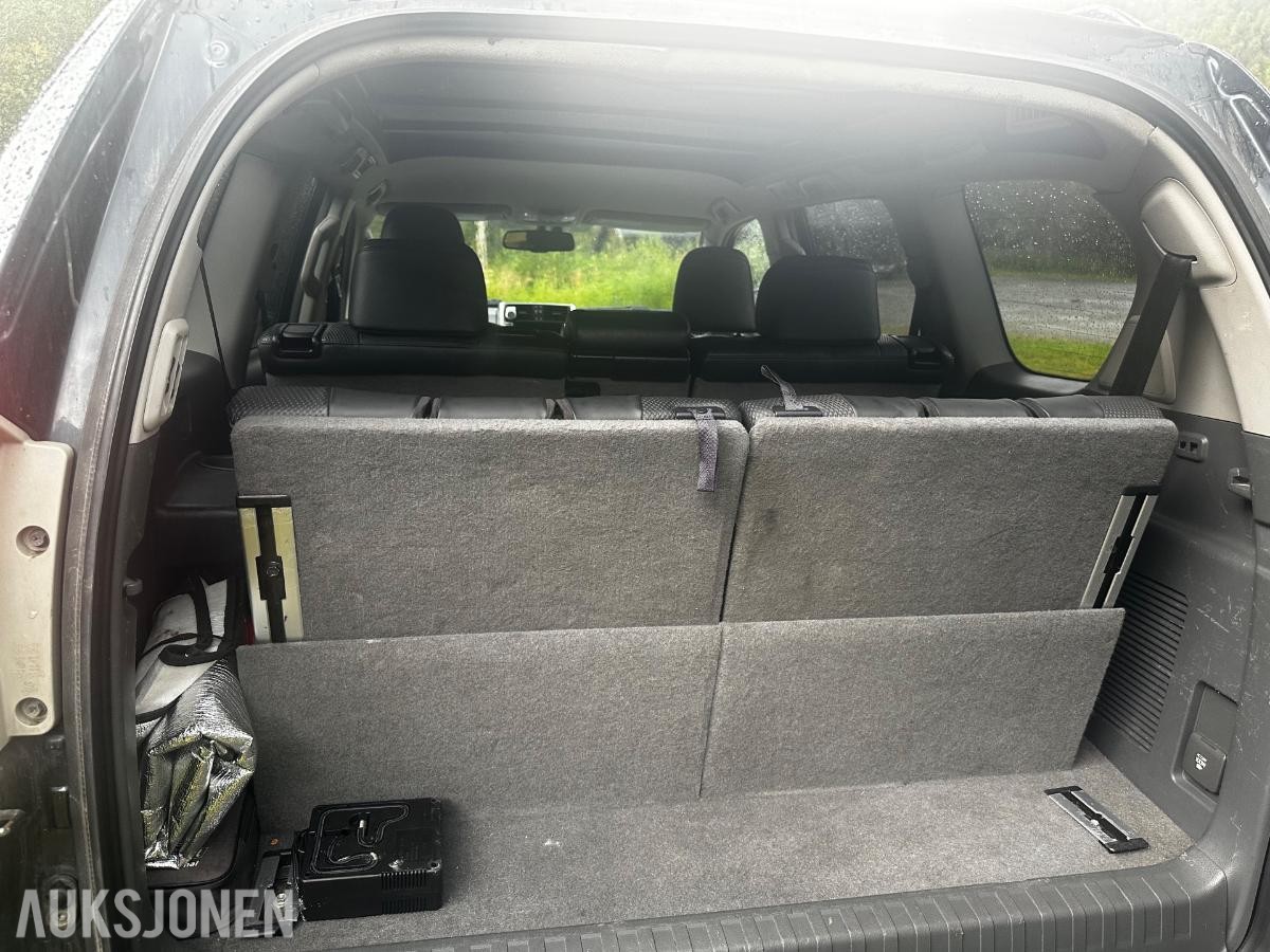 2010 Toyota Land Cruiser 3.0 diesel 4x4, Automat, Cruisekontroll, Ryggekamera