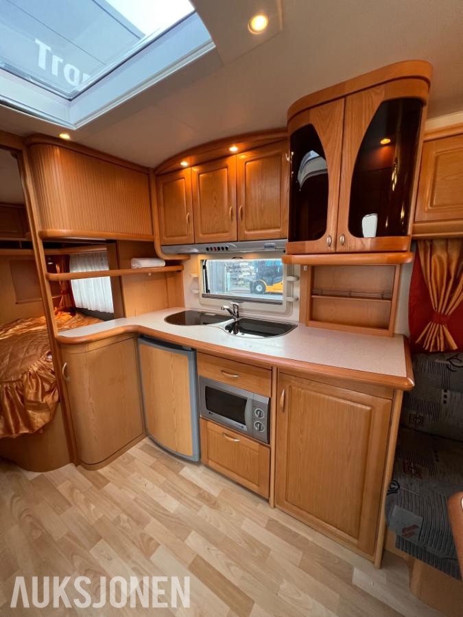 2006 Hobby Prestige campingvogn varmekabler trumavifte
