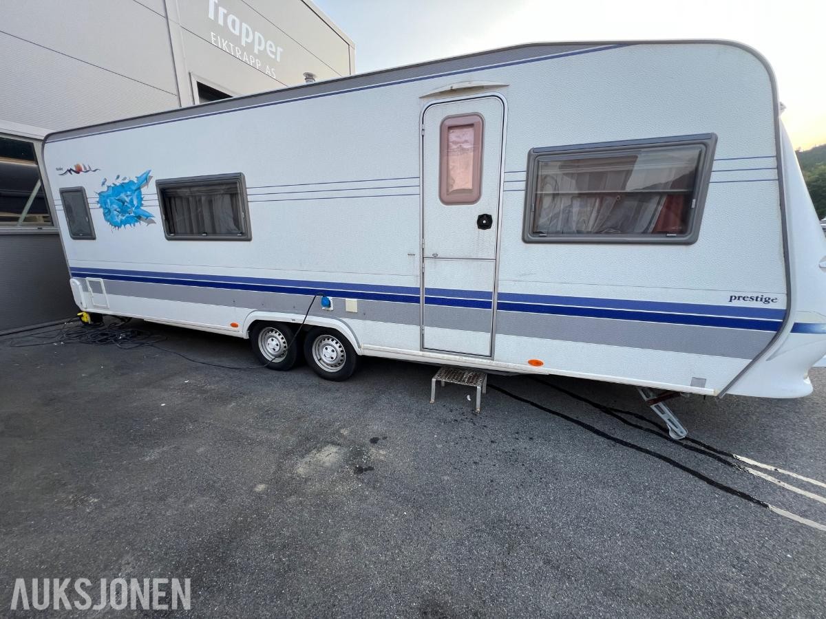 2006 Hobby Prestige campingvogn varmekabler trumavifte