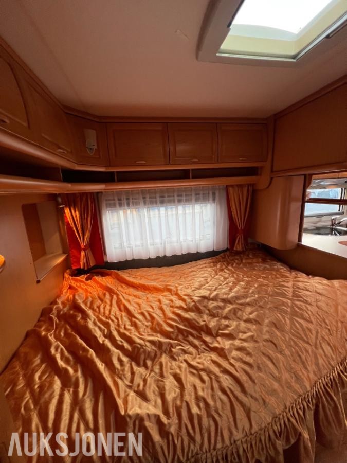 2006 Hobby Prestige campingvogn varmekabler trumavifte