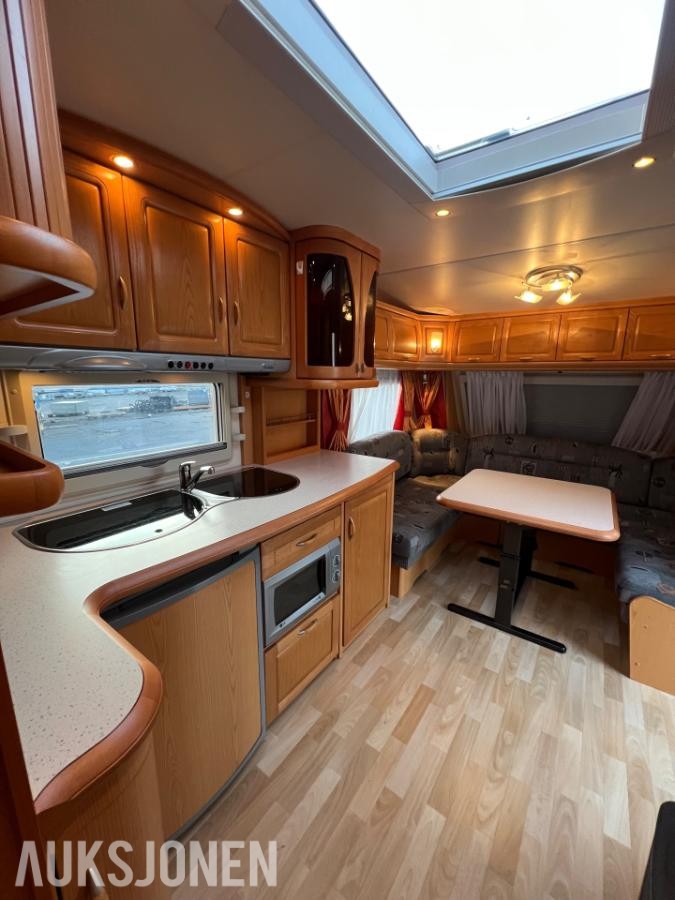 2006 Hobby Prestige campingvogn varmekabler trumavifte