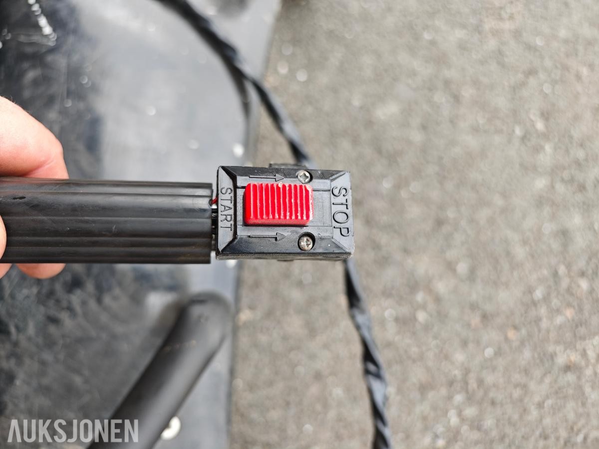 SkaterX Bensindrevet terrengskateboard 49cc – 2-takt – starter og kjører