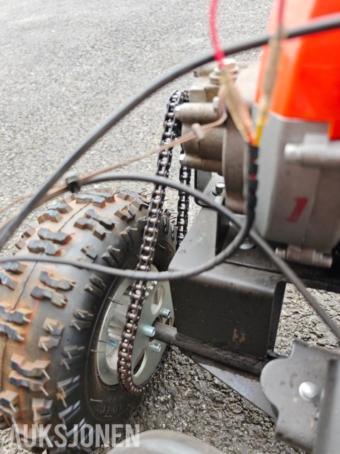 SkaterX Bensindrevet terrengskateboard 49cc – 2-takt – starter og kjører