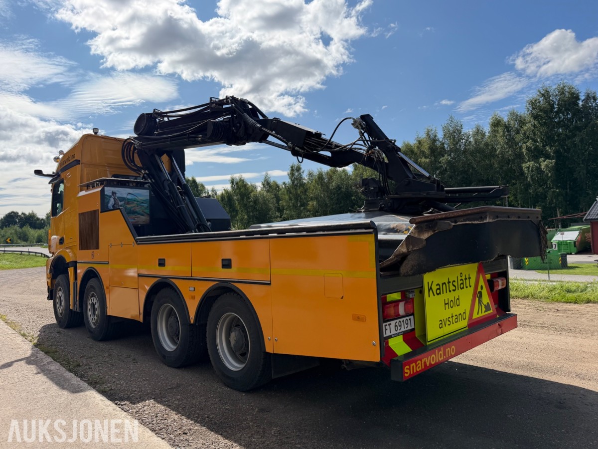 2021 mod Mercedes-Benz Actos 3254. Spesialbygget lastebil for kantklipp. *Eneste i verden*