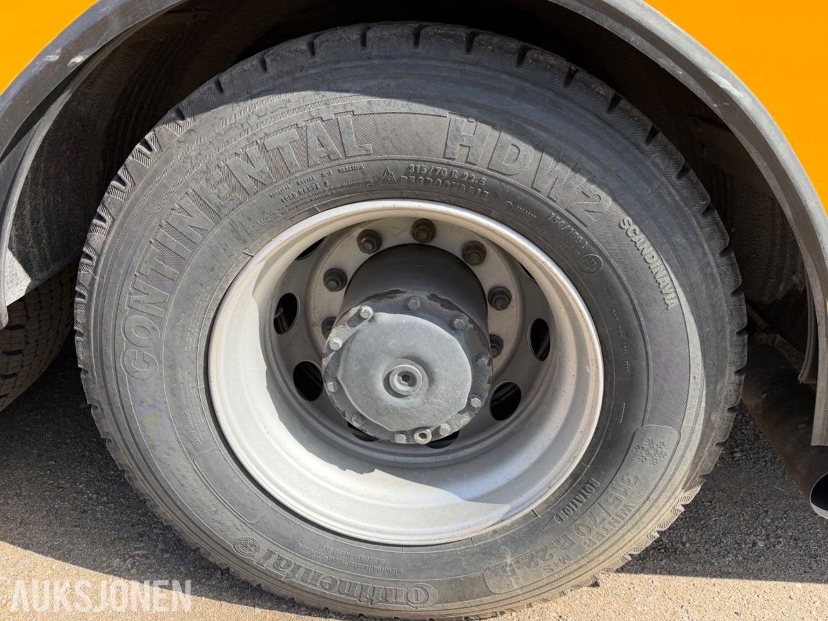 2021 mod Mercedes-Benz Actos 3254. Spesialbygget lastebil for kantklipp. *Eneste i verden*