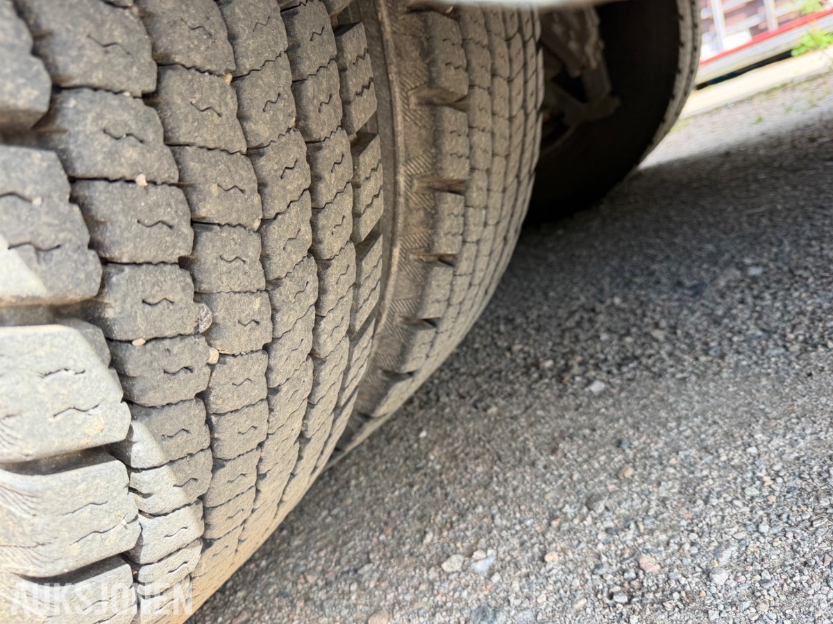 2021 mod Mercedes-Benz Actos 3254. Spesialbygget lastebil for kantklipp. *Eneste i verden*