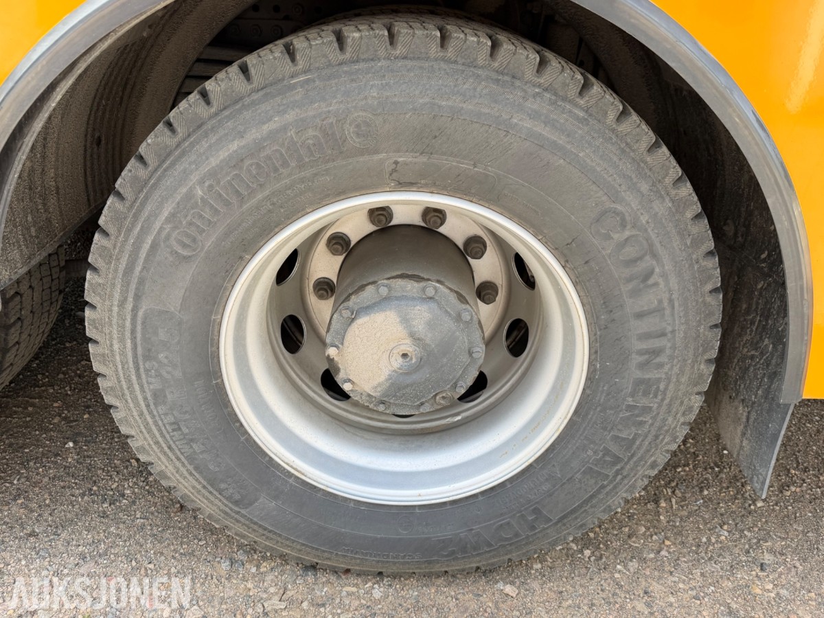 2021 mod Mercedes-Benz Actos 3254. Spesialbygget lastebil for kantklipp. *Eneste i verden*