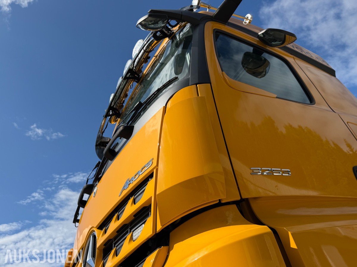 2021 mod Mercedes-Benz Actos 3254. Spesialbygget lastebil for kantklipp. *Eneste i verden*
