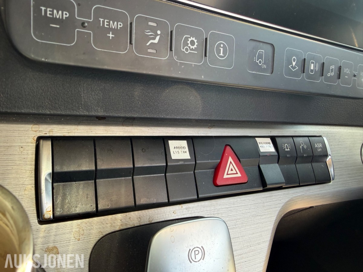 2021 mod Mercedes-Benz Actos 3254. Spesialbygget lastebil for kantklipp. *Eneste i verden*