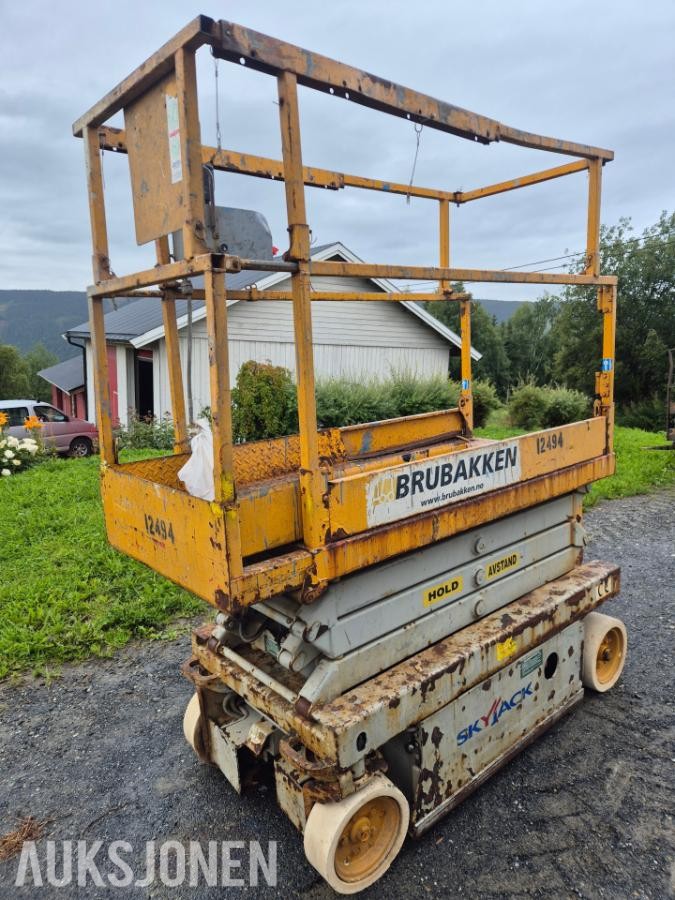 SkyJack  sakselift uten batterier