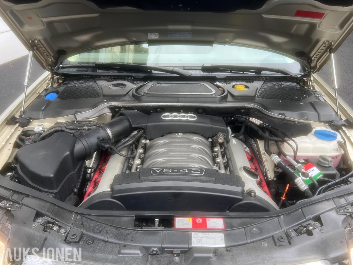2003 Audi A8 4.2 V8 334HK QUATTRO, Automat, Cruisekontroll