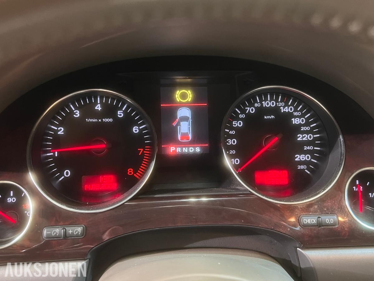 2003 Audi A8 4.2 V8 334HK QUATTRO, Automat, Cruisekontroll