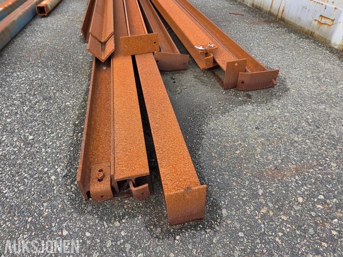 8 HEB 100-bjelker – 6,7 til 6,8 meter