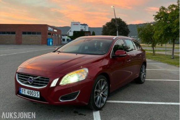2011 Volvo V60 D3  2.0 163hk cruisekontroll hengerfeste motorvarmer  eu ok 06.2028