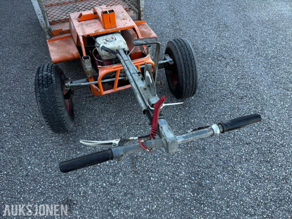 Combitrac med Honda bensinmotor og lastegrind