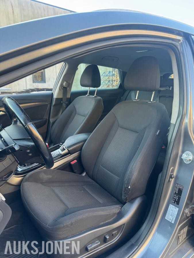 2012 Hyundai i40, 1.7&nbsp;/&nbsp;116hk / Sommer + vinterhjul / Krok / CC&nbsp;/&nbsp;BT, 240000km