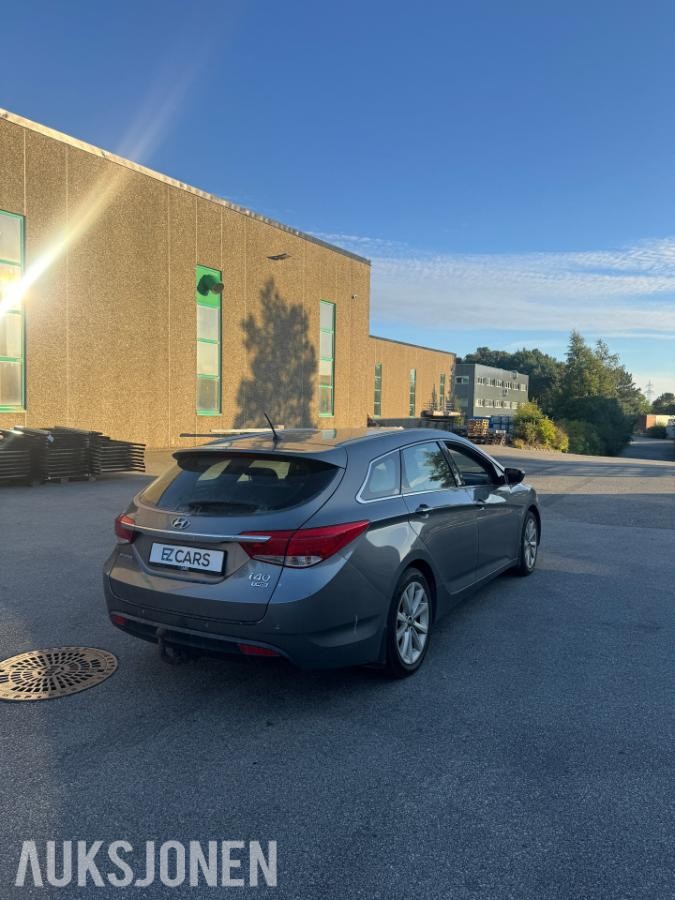 2012 Hyundai i40, 1.7&nbsp;/&nbsp;116hk / Sommer + vinterhjul / Krok / CC&nbsp;/&nbsp;BT, 240000km
