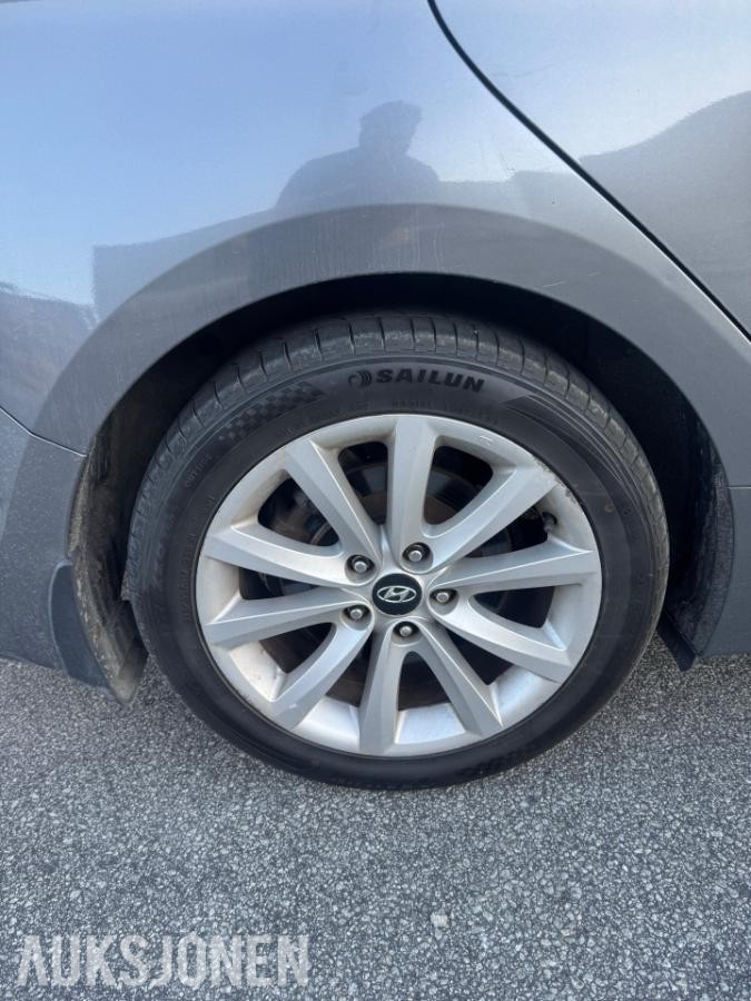 2012 Hyundai i40, 1.7&nbsp;/&nbsp;116hk / Sommer + vinterhjul / Krok / CC&nbsp;/&nbsp;BT, 240000km