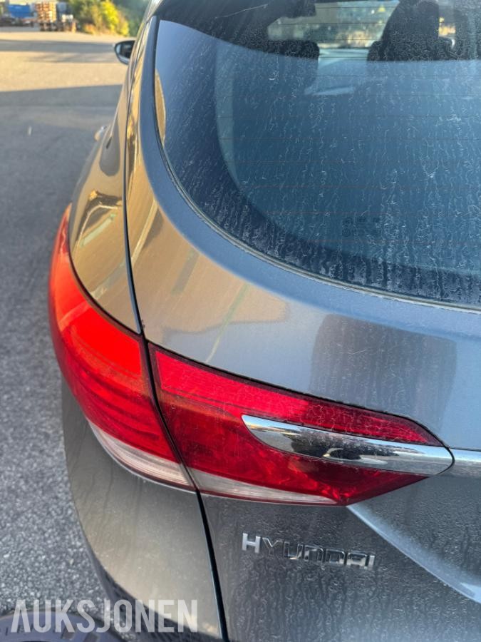 2012 Hyundai i40, 1.7&nbsp;/&nbsp;116hk / Sommer + vinterhjul / Krok / CC&nbsp;/&nbsp;BT, 240000km