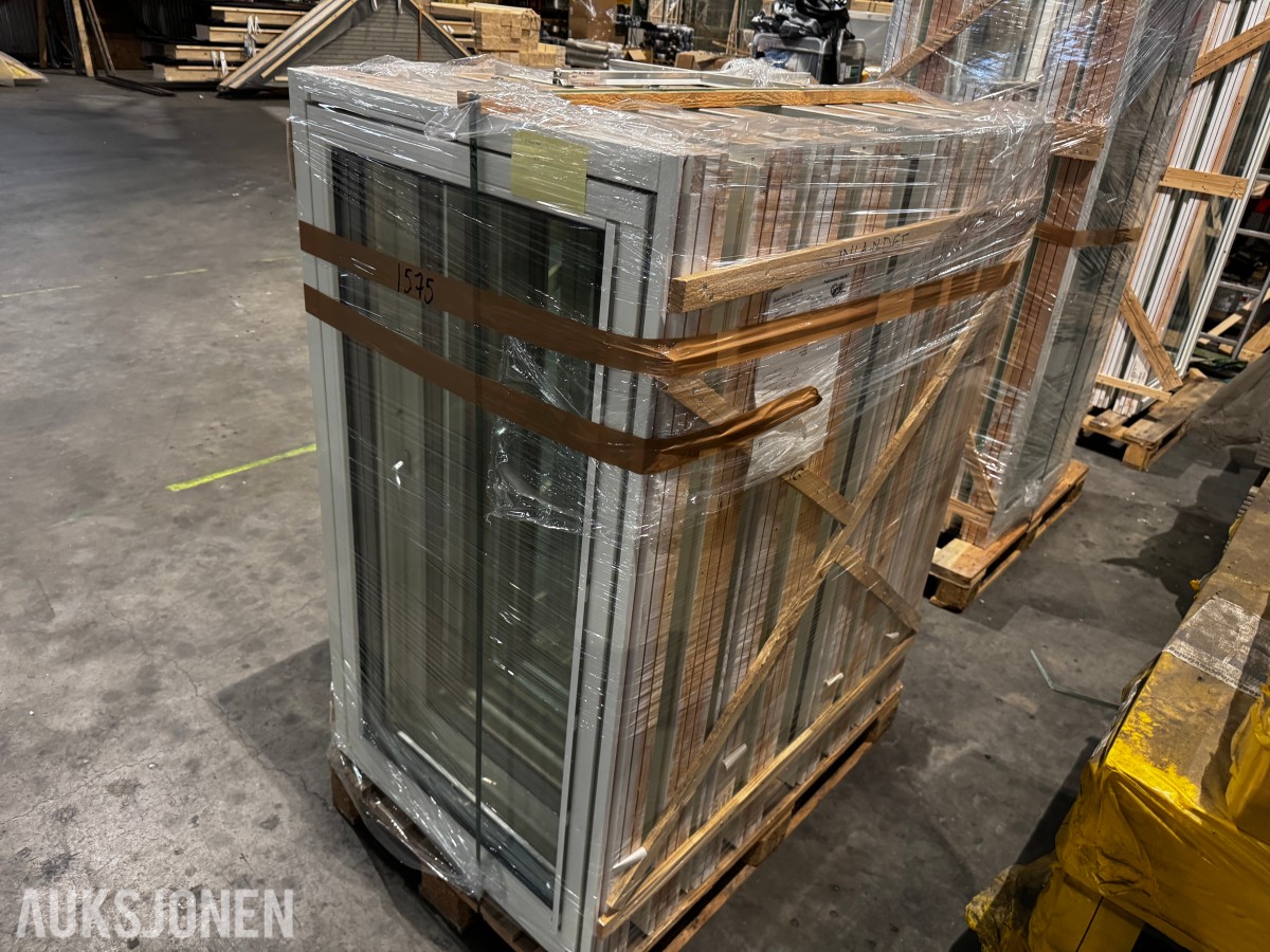 8 stk Norgesvinduet 3-lags energiglass 785x1385 mm liggende åpningsbart