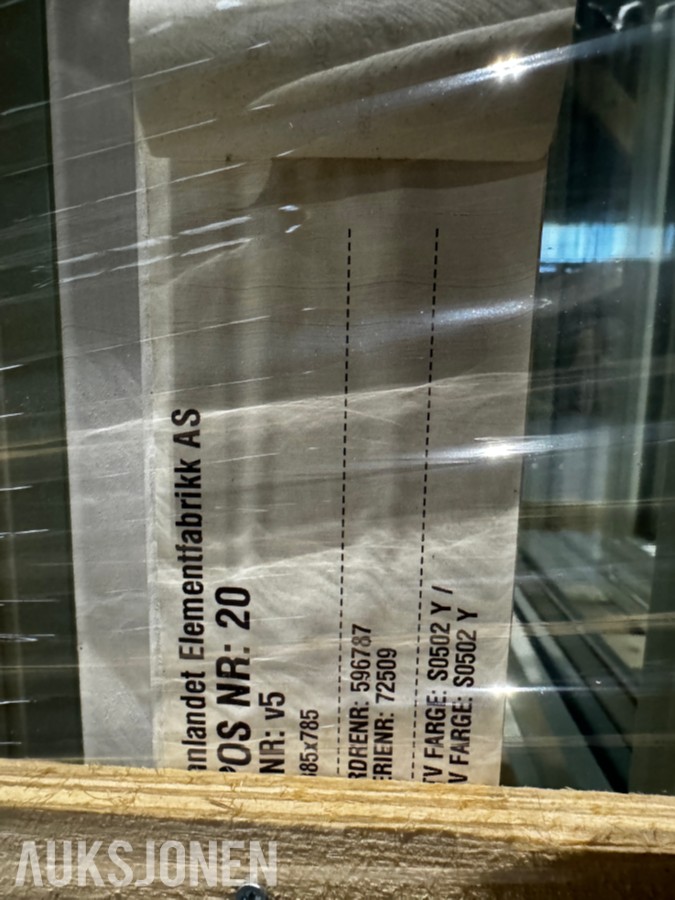 8 stk Norgesvinduet 3-lags energiglass 785x1385 mm liggende åpningsbart