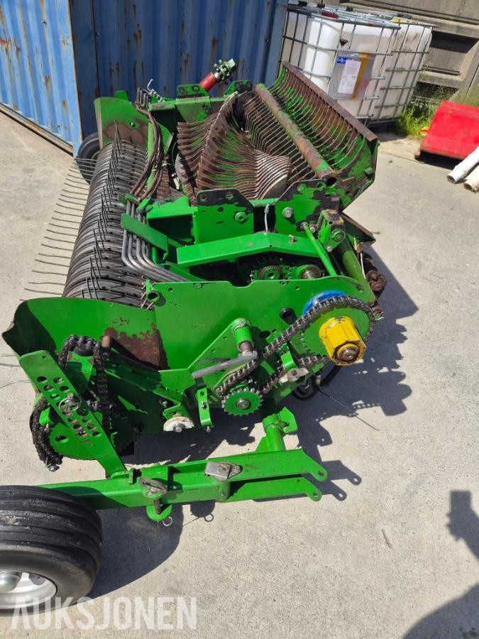 2012 mchale fusion 3