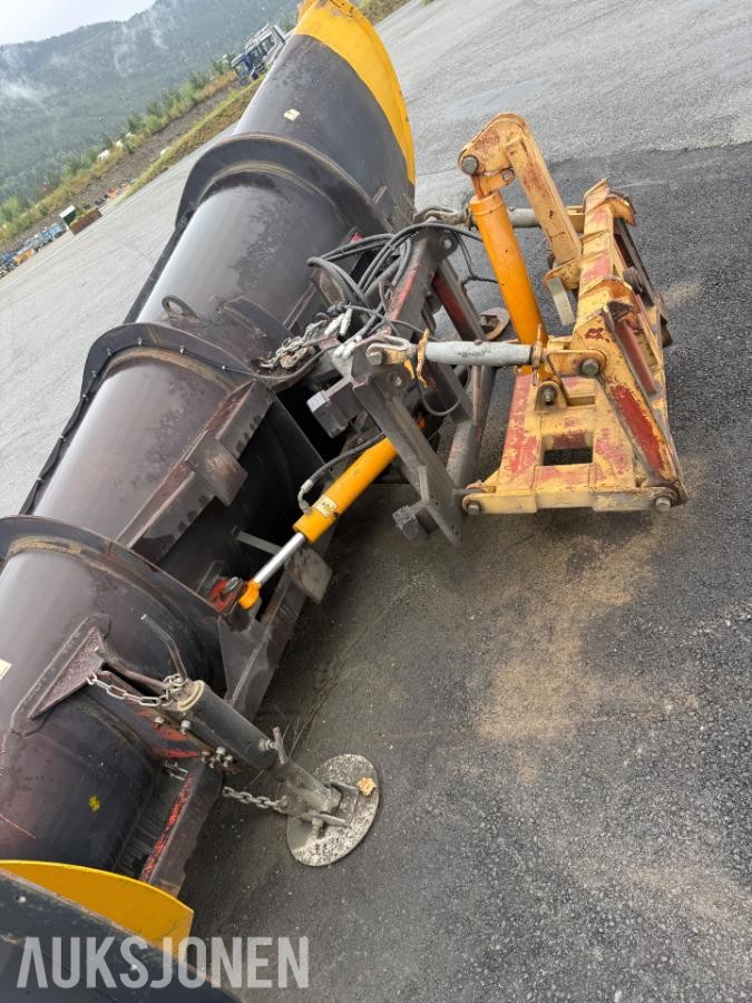 2004 Gmi LDA265s diagonalplog