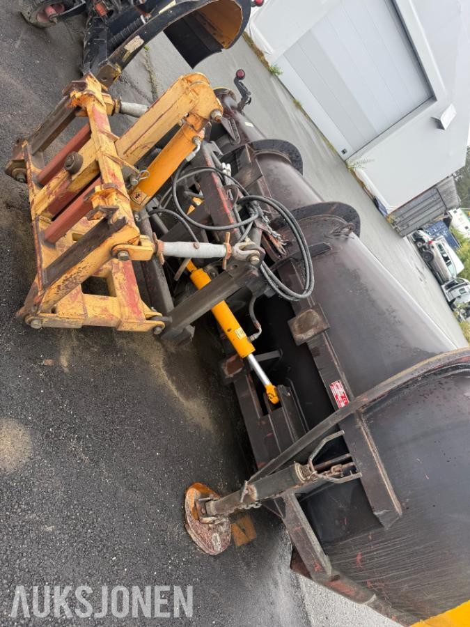 2004 Gmi LDA265s diagonalplog