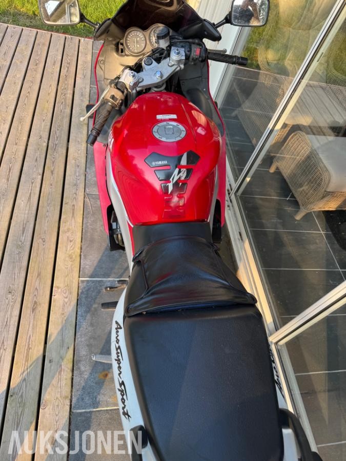 1997 Yamaha YZF Thundercat 600R, medfølger ekstra kåpesett