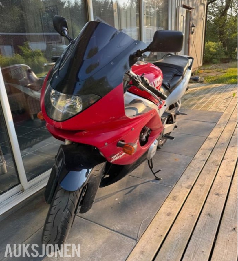 1997 Yamaha YZF Thundercat 600R, medfølger ekstra kåpesett