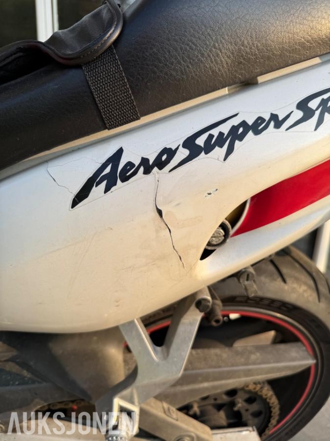 1997 Yamaha YZF Thundercat 600R, medfølger ekstra kåpesett