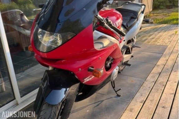 1997 Yamaha YZF Thundercat 600R, medfølger ekstra kåpesett