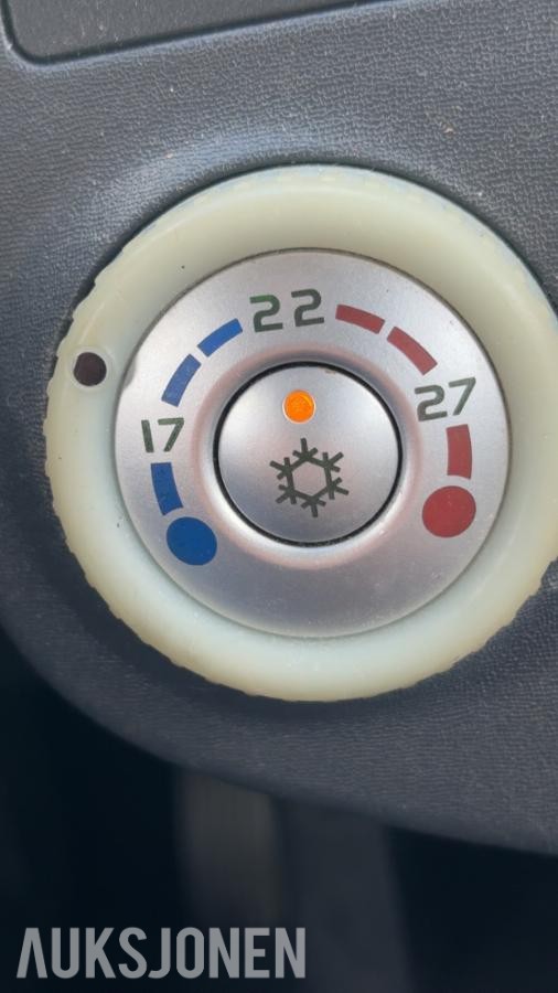 2007 Mitsubishi Colt Automat – EU til 06/2027 – registerkjede – sommer/vinterhjul – uten minstepris