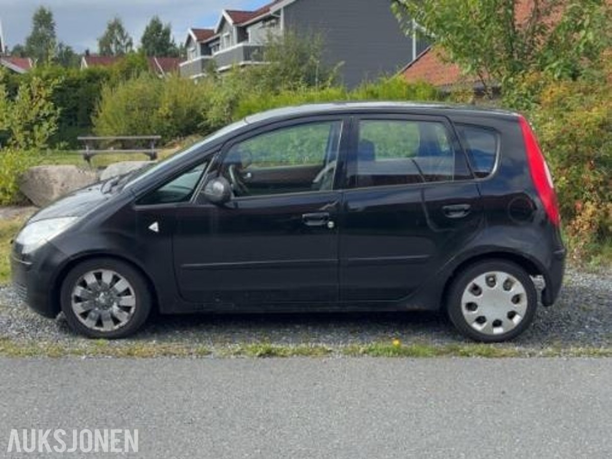 2007 Mitsubishi Colt Automat – EU til 06/2027 – registerkjede – sommer/vinterhjul – uten minstepris