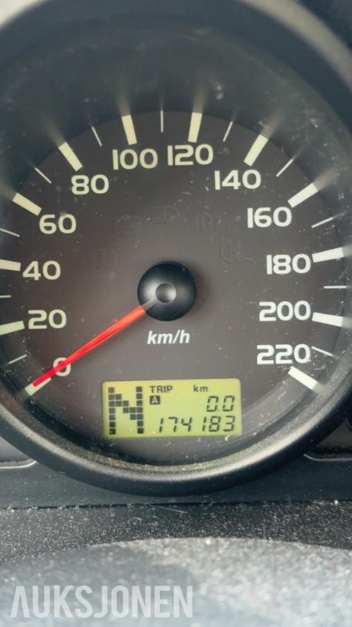 2007 Mitsubishi Colt Automat – EU til 06/2027 – registerkjede – sommer/vinterhjul – uten minstepris