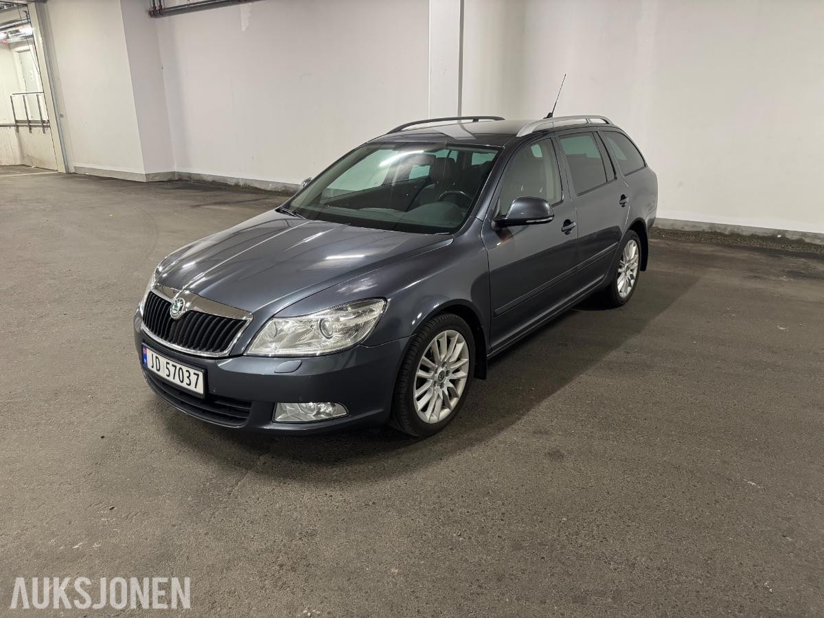 2011 Skoda Octavia 1.6 105hk automat s+v dekk eu ok 06.2028