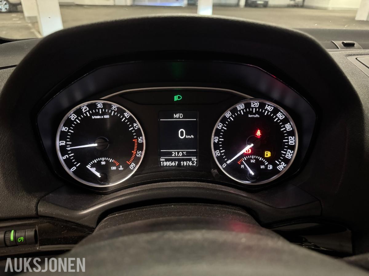 2011 Skoda Octavia 1.6 105hk automat s+v dekk eu ok 06.2028