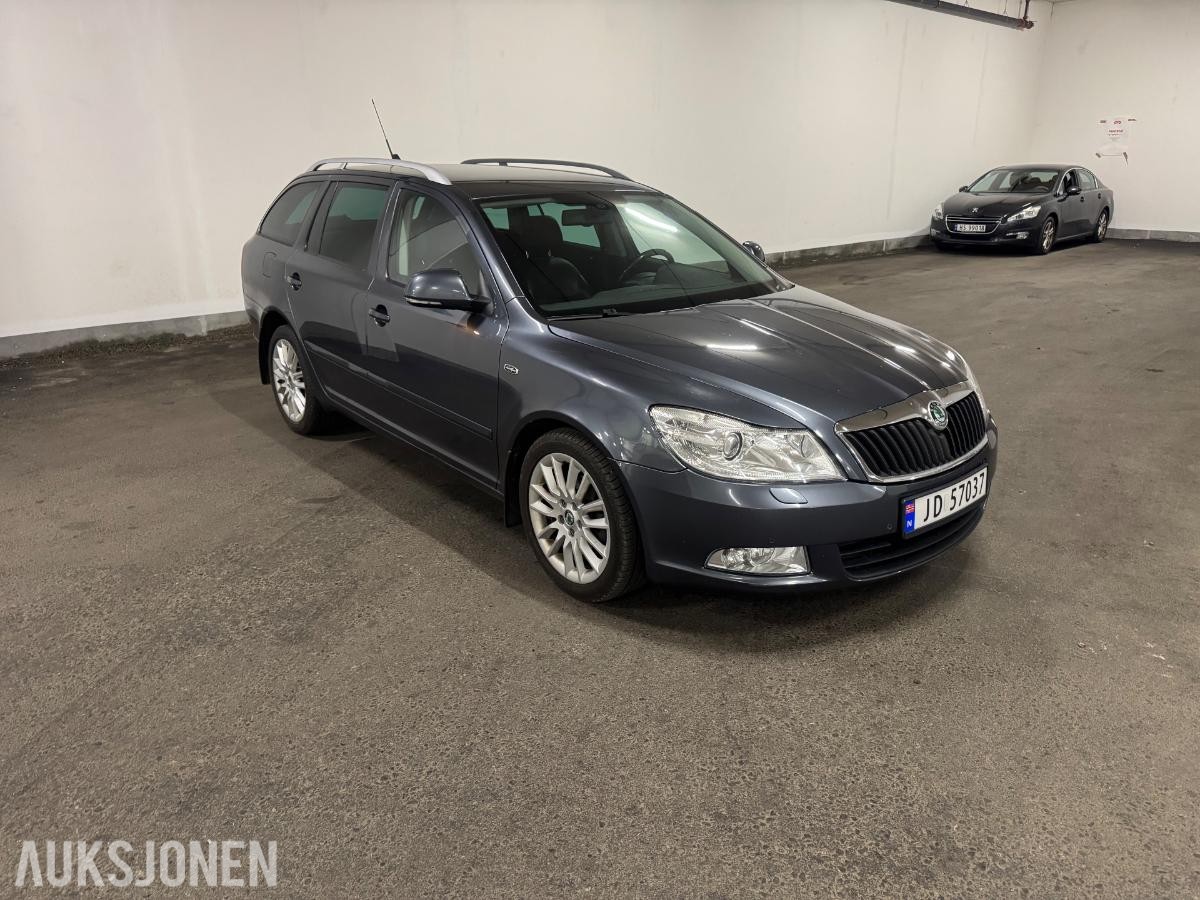 2011 Skoda Octavia 1.6 105hk automat s+v dekk eu ok 06.2028