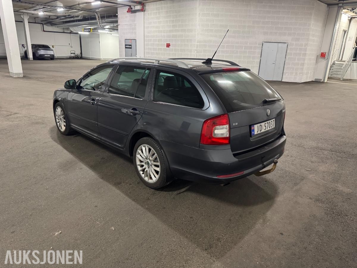 2011 Skoda Octavia 1.6 105hk automat s+v dekk eu ok 06.2028