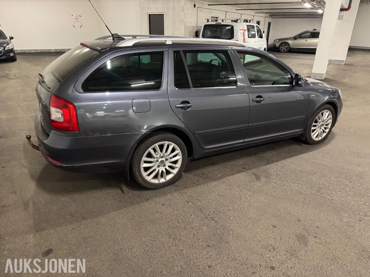 2011 Skoda Octavia 1.6 105hk automat s+v dekk eu ok 06.2028