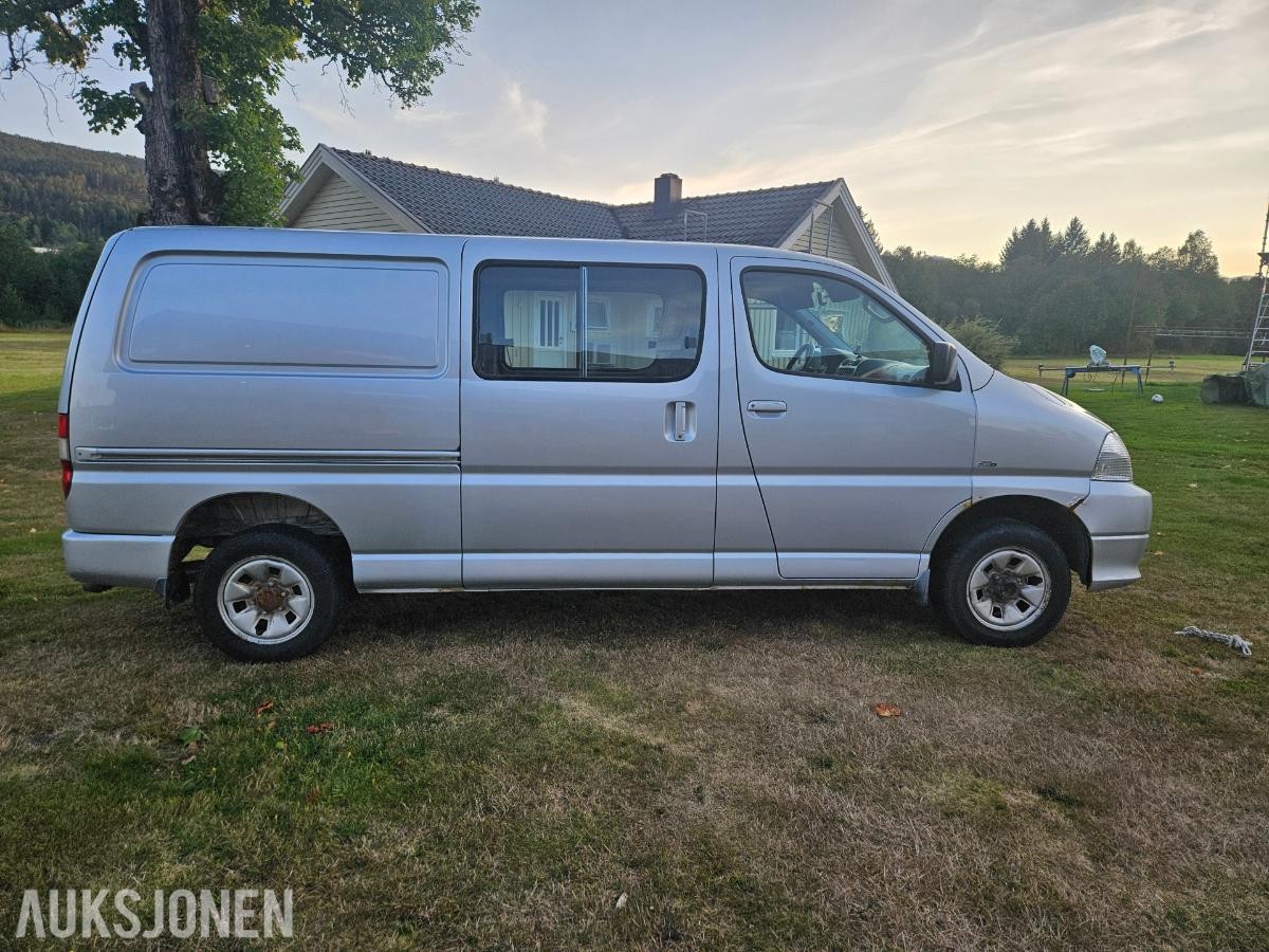 2008 Toyota HiAce 2.5 Diesel 117hk 4WD 