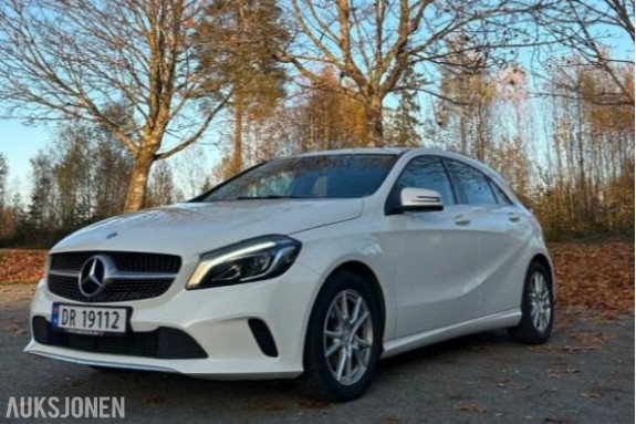2017 Mercedes-Benz A-Klasse A 180 1.6, Automat, Adaptiv cruisekontroll, Ryggekamera, S+V dekk, EU OK til 02.2028 - Komplett servicehistorikk!