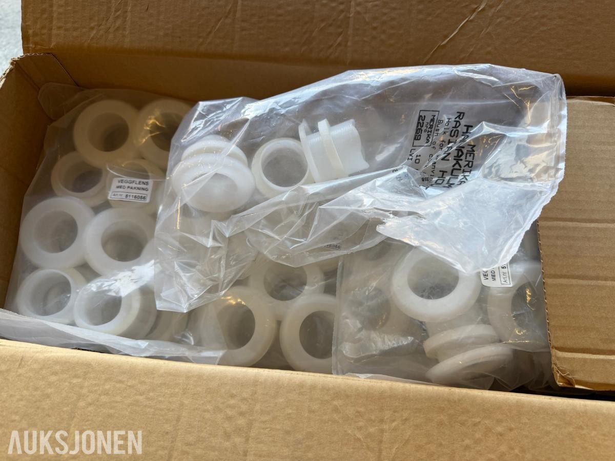 Parti med diverse tappevannsdeler VVS-koblinger