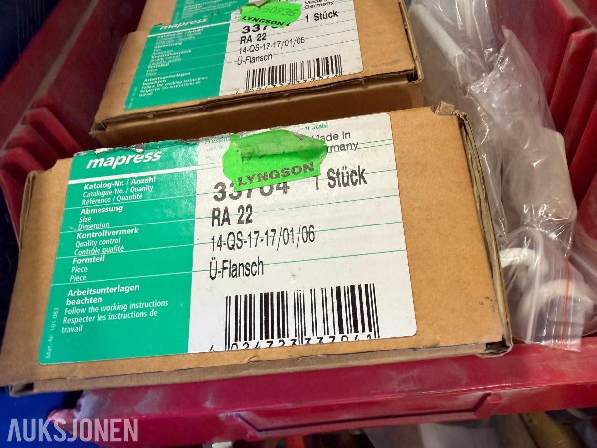 Parti med diverse tappevannsdeler VVS-koblinger