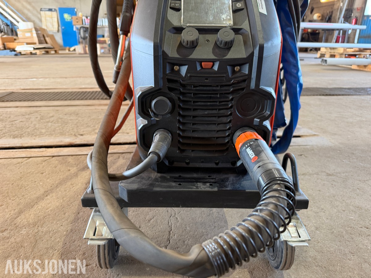 Kemppi Master M 353 MIG/MAG-sveisemaskin med vogn og sveiseutstyr