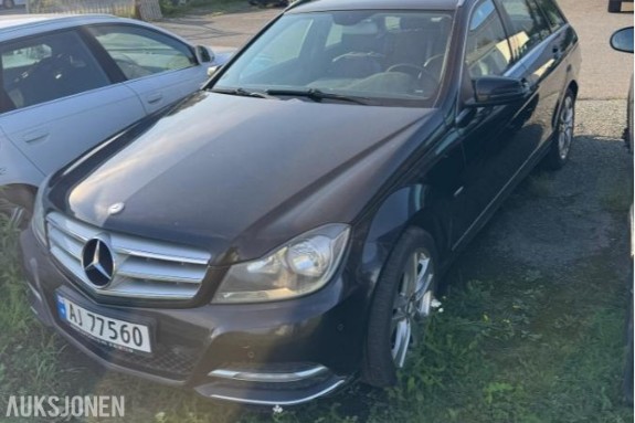 2011 Mercedes-Benz C180 T rep objekt automat navigasjon - ingen minstepris