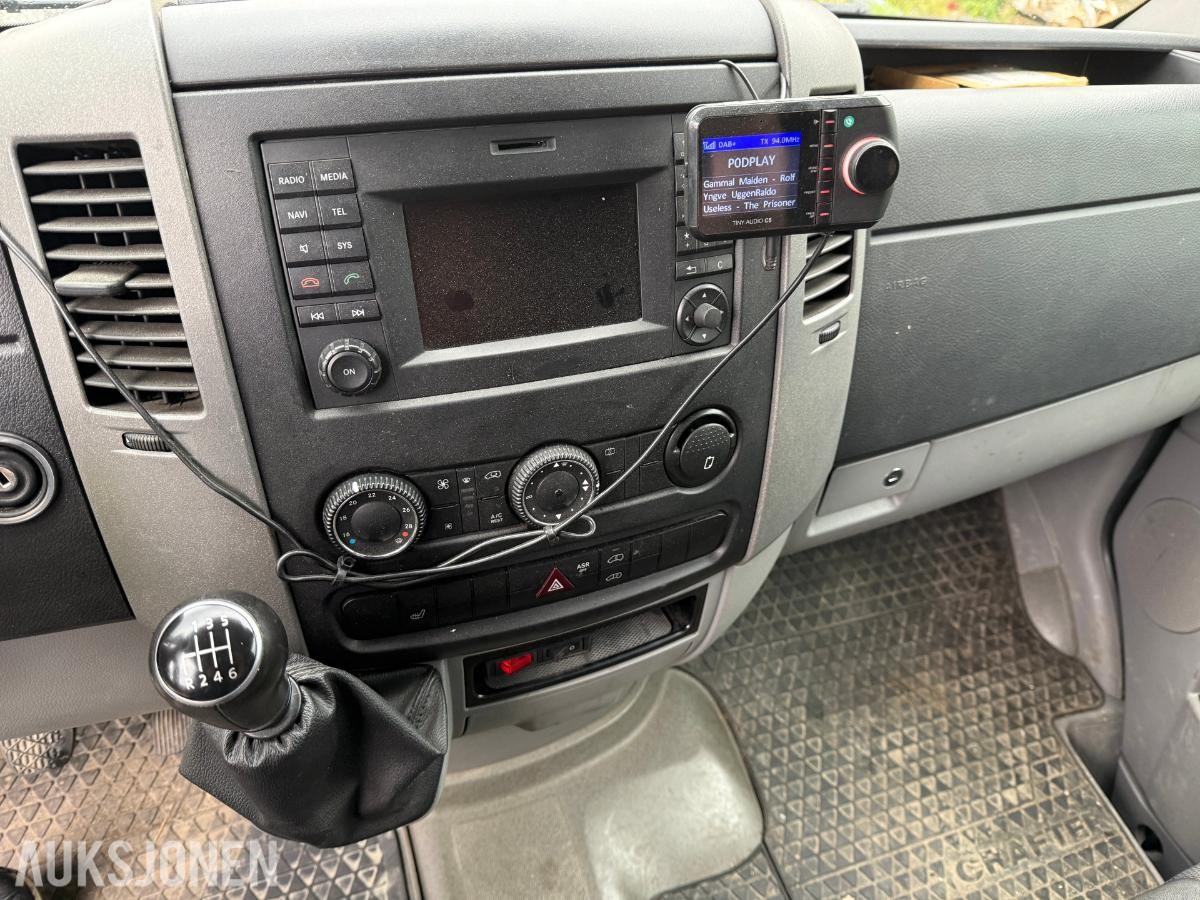 2015 Volkswagen, CRAFTER 2.0-163 D, 111900km m/innredning og webasto
