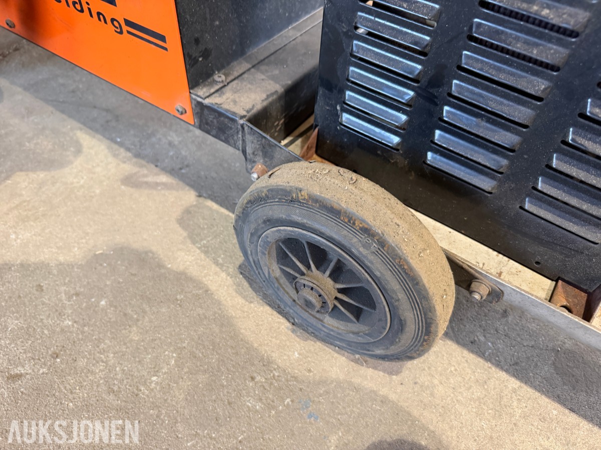 Kemppi KempoWeld 4200W MIG/MAG sveiseapparat med Wire 400 trådmater